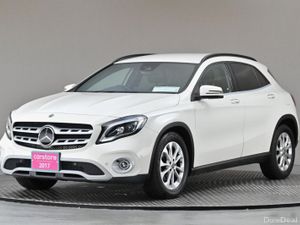 Mercedes-Benz GLA GLA 180 **HALF LEATHER**REVERSE - Image 3