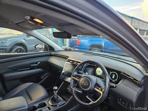 Hyundai Tucson ix35 Executive Plus 2tone 5DR - Image 4