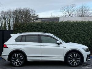 Volkswagen Tiguan R-LINE 4MOTION 2.0 TDI ** HUGE S - Image 4