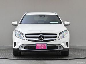 Mercedes-Benz GLA GLA 180 **POWERED TAILGATE**HALF - Image 2