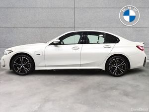 BMW 3-Series 330e M Sport Saloon - Image 4