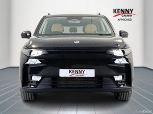 Leapmotor C10 DESIGN REEV 975KM 28KWH PH - Image 2