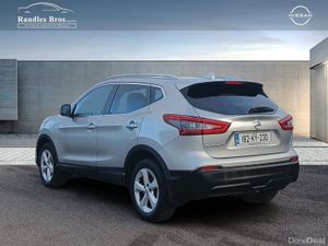 Nissan Qashqai 1.2 PET SV CVT - Image 4