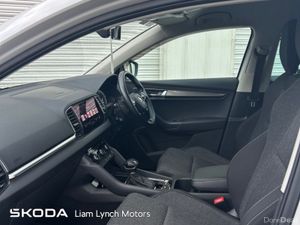 Skoda Karoq STYLE 2.0 TDI 115 BHP AUTOMATIC - Image 4
