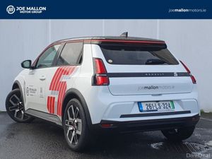 Renault 5 E-Tech Techno 52kwh - Image 2