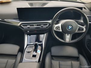 BMW i4 eDrive40 M Sport - Image 4