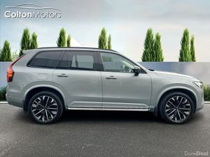Volvo XC90 T8 PHEV AWD Ultra Bright - Image 4