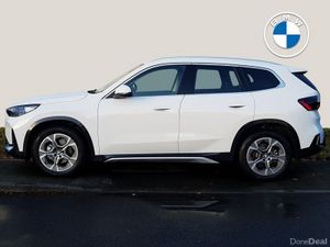 BMW iX1 eDrive20 xLine - Image 3