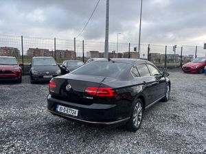 Volkswagen Passat - Image 4