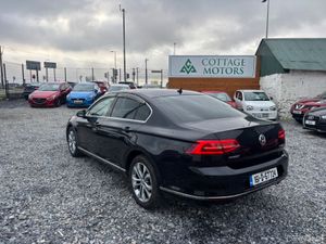 Volkswagen Passat - Image 3