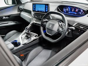 Peugeot 3008 Allure 1.5 Diesel 130HP - Image 2