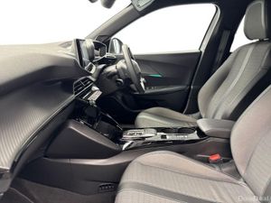 Peugeot 2008 E ALLURE *PRICE DROP* €70 PER WEEK - Image 3