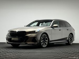 BMW 5-Series 530E M SPORT TOURING *PAN ROOF* - Image 3