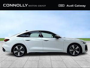 Audi A5 €622 p/m - E-HYBRID S-LINE - Image 4