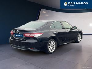 Toyota Camry Hybrid - Image 4