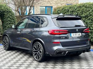 BMW X5 M-SPORT COMPETITION XDRIVE45e 3.0 HYBRID // - Image 4