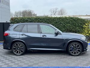 BMW X5 M-SPORT COMPETITION XDRIVE45e 3.0 HYBRID // - Image 2
