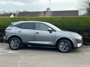 22  Nissan Qashqai Top Spec Panroof $18550 inc Vrt - Image 3