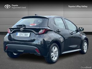 Toyota Yaris YARIS 1.0 LUNA - Image 2