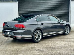 2019 VOLKSWAGEN PASSAT RLINE - Image 2