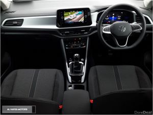 Volkswagen T-Roc **ONLY 290 KMS**LOADED WITH EXTRA - Image 2