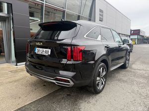 Kia Sorento 2.2 DSL SAM 5DR AUTO 7 SEATER - Image 3