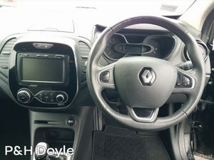 Renault Captur ICONIC - Image 2