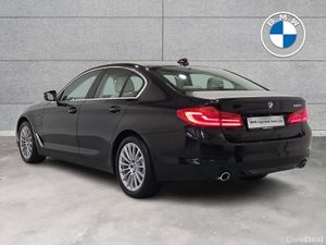 BMW 5-Series 530e SE Saloon - Image 3