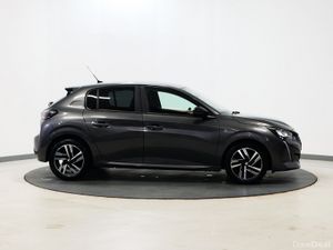 *72* 2023 Peugeot 208 1.2 active - Image 3