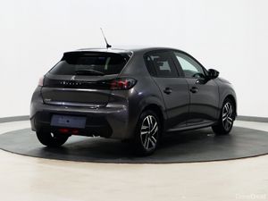 *72* 2023 Peugeot 208 1.2 active - Image 4
