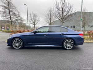 BMW 5-Series 530e M SPORT AUTO *FULL SERVICE HISTO - Image 2