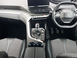 Peugeot 3008 1.5 BlueHDi 130bhp Allure - Image 3