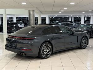 Porsche Panamera 4 E-HYBRID=HUGE SPEC//ONLY 8000 M - Image 3