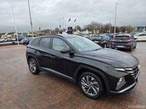 Hyundai Tucson ix35 Executive 5DR - Image 4
