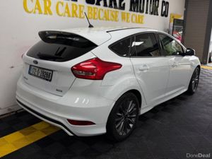 Ford Focus 1.0 St-line Ecoboost 125PS 5DR - Image 4