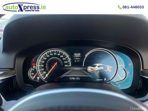 BMW 5-Series 523D M-SPORT Automatic, reversing cam - Image 4