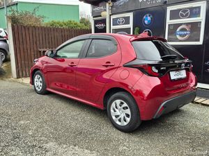 Toyota Yaris 2020 Hybrid Automatic 1.5 Immaculate - Image 4