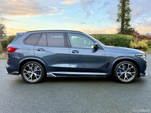 2021 BMW X5 45E M SPORT SHADOW EDITION - Image 2