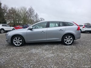 Volvo V60 2016 - Image 2