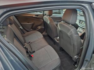 Opel Astra SC 1.6 Cdti 110PS 5DR - Image 4