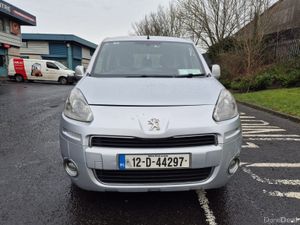 PEUGEOT PARTNER / 2012 / 1.6 DIESEL / MANUAL / WAV - Image 2