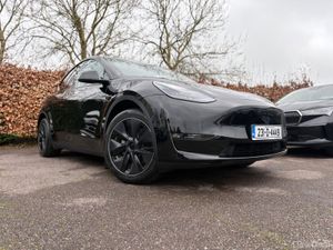 MODEL Y LR AWD | 1 OWNER | TINY KMS - Image 4
