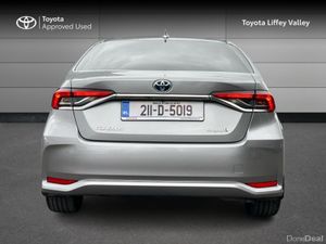 Toyota Corolla COROLLA HYBRID LUNA SPORT SALOON - Image 4
