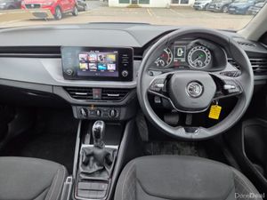 Skoda Kamiq AMB 1.0tsi 110HP DSG 5DR Auto - Image 2