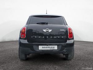 Mini Cooper D Crossover Automatic - Image 4