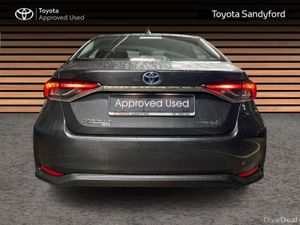 Toyota Corolla HYBRID LUNA AUTO SALOON // TOYOTA S - Image 4