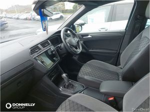 Volkswagen Tiguan Estate R-Line - Image 2