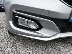 Honda Fit 1.5 Auto Petrol Hybrid - Image 4