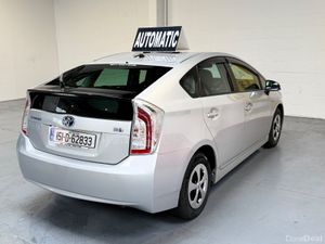 2015 Toyota Prius 1.8 Hybrid Auto ,32K Miles - Image 4