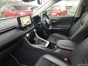 Toyota RAV4 SOL 2.5 HYBRID 2WD - Image 3